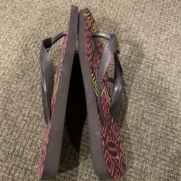 Havaianas flip flops (sz 6) - Picture 3 of 10